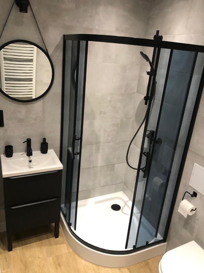 Apartament Browarny オストルフ・ビエルコポルスキ エクステリア 写真